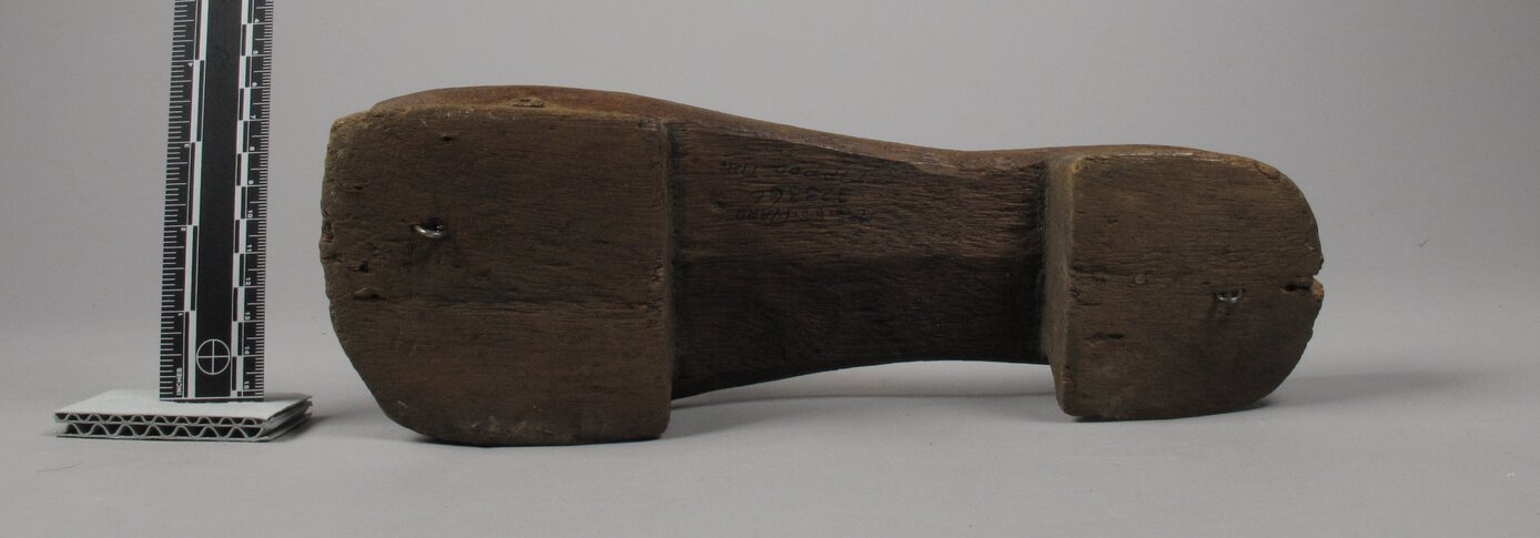 Tippu Tip's right clog, as shown from the bottom, with front to the left.