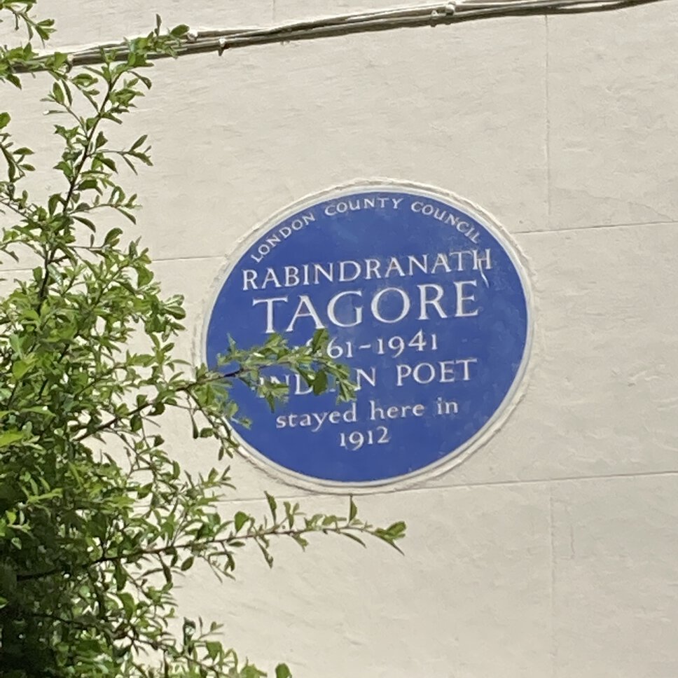 Façade of Rabindranath Tagore residence (1912), showing blue plaque.